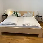 2 In Zentraler Lage Im Rheintal Apartment *